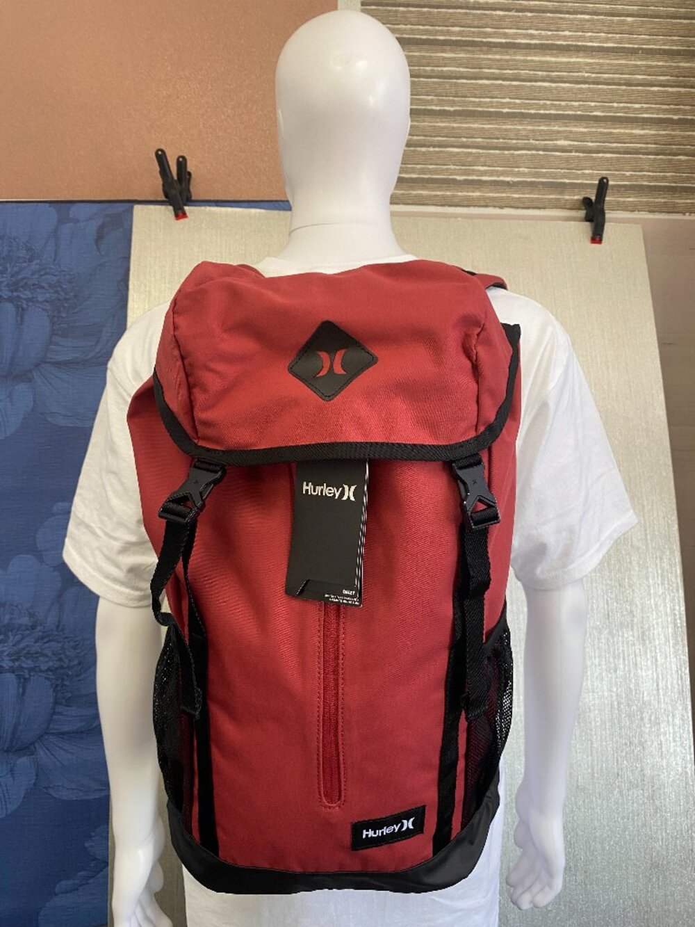 " BACK TO SCHOOL " HURLEY DALEY 28L BACK PACK